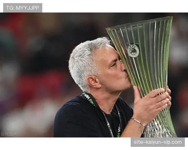 罗马主帅穆里尼奥战术选择引发争议，球队近期表现稳定性面临考验