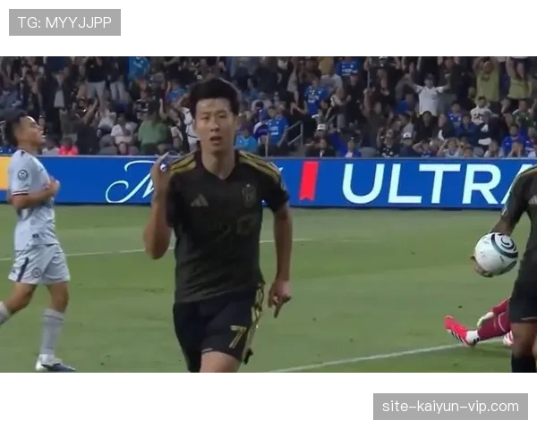孙兴慜 vs C罗:进球效率与终结方式差异 孙兴慜 vs C罗:进球效率与终结方式差异